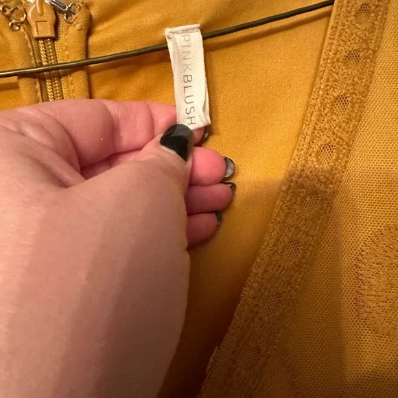 Pinkblush Golden Yellow Lace Dress - Picture 4 of 5